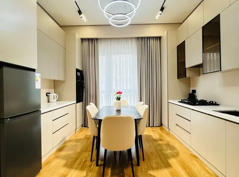 Продаётся 2-комнатная квартира, 80 м², 3/5 этаж — Мирабадский район