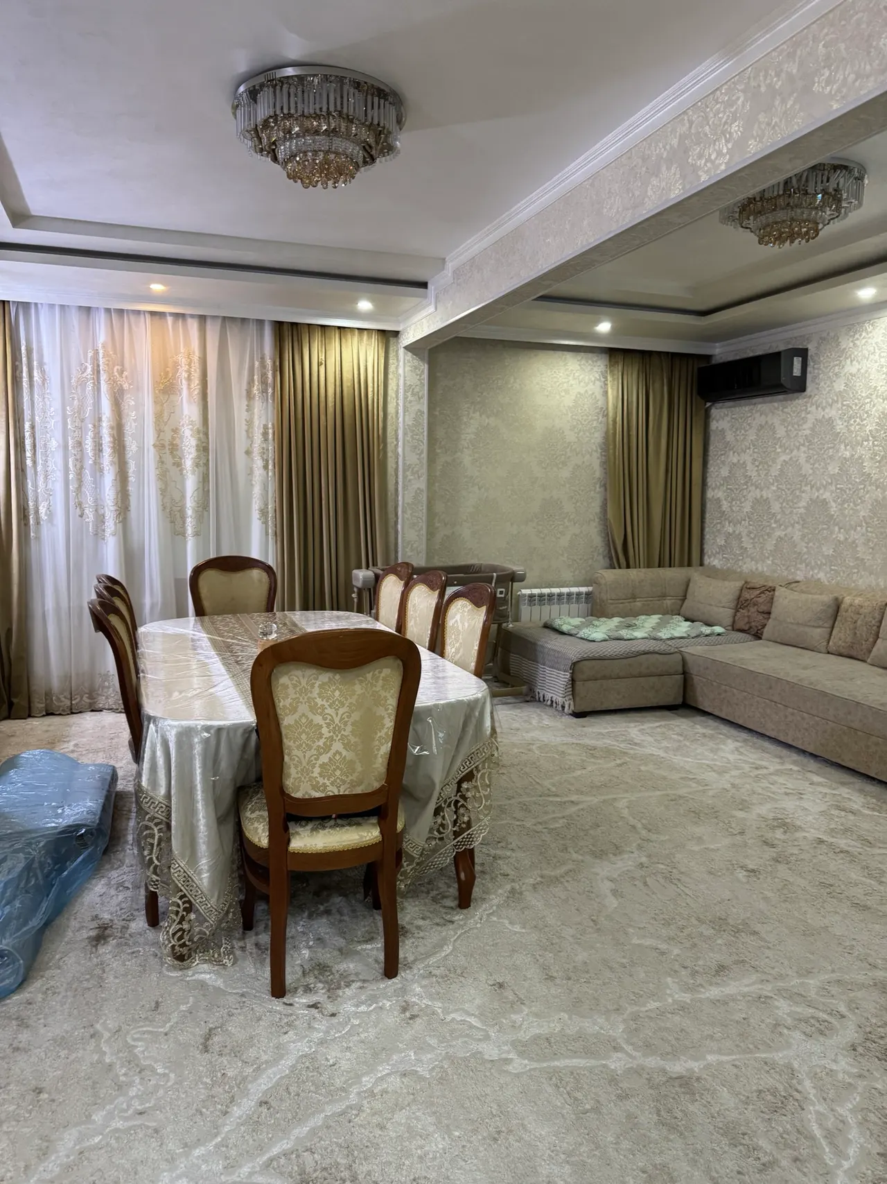 Продаётся 4-комнатная квартира, 90 м², 1/5 этаж — Юнусабадский район