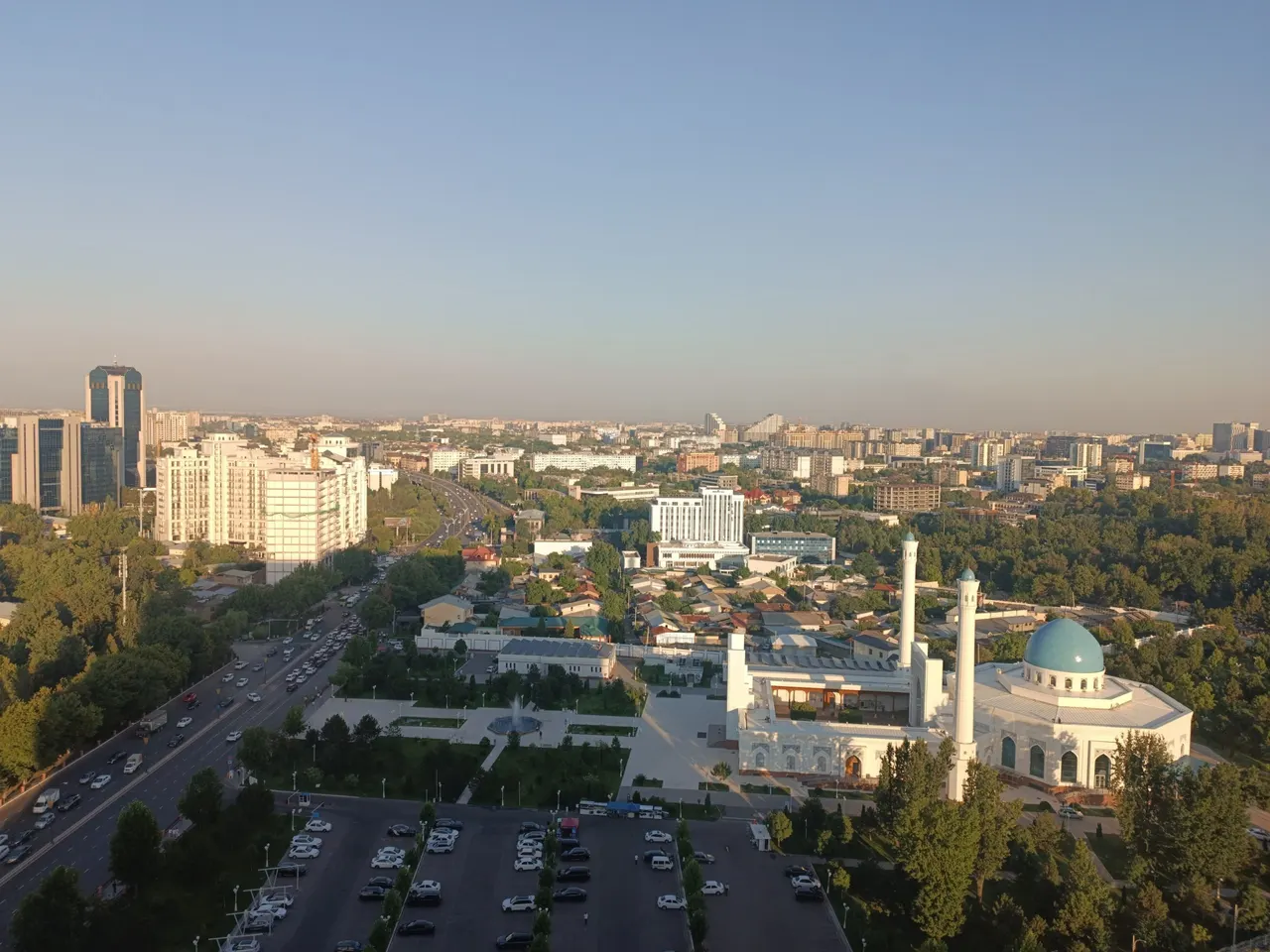 Продаётся квартира-студия, 30,1 м², 20/22 этаж — Шайхантахурский район