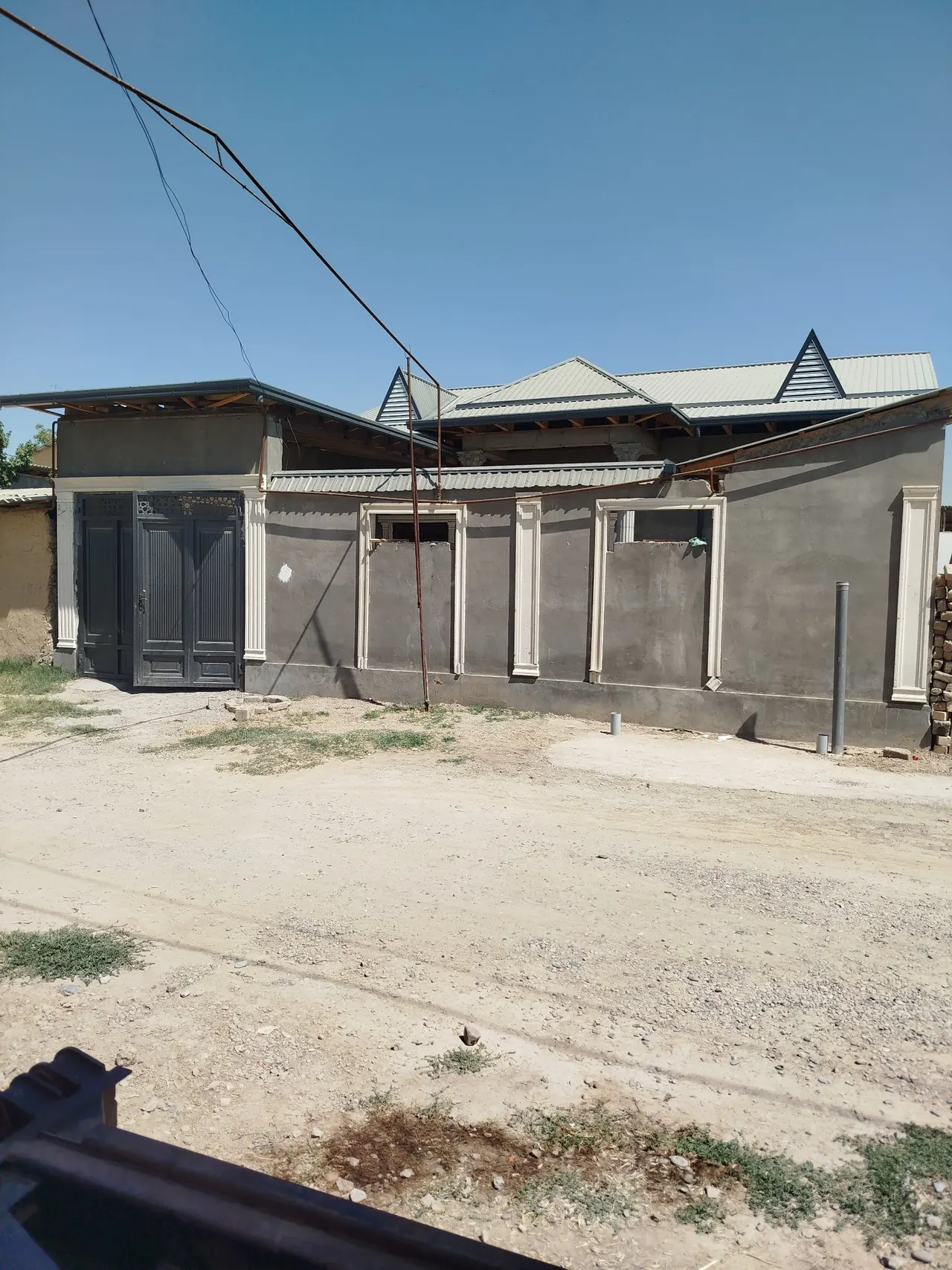 Sotiladi hovli uy, 2,5 sotix, 1 qavatli — Yangiyoʻl tumani