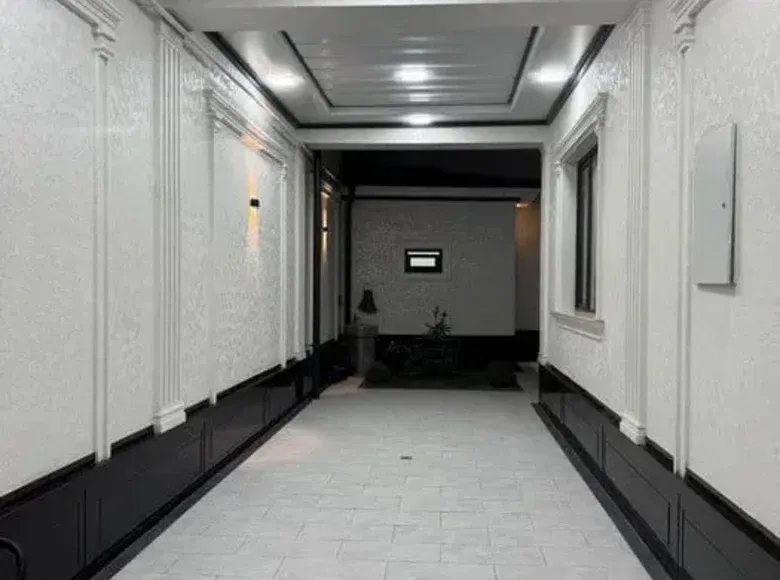 Sotiladi 7 xonali hovli uy, 270 m² — Yunusobod tumani