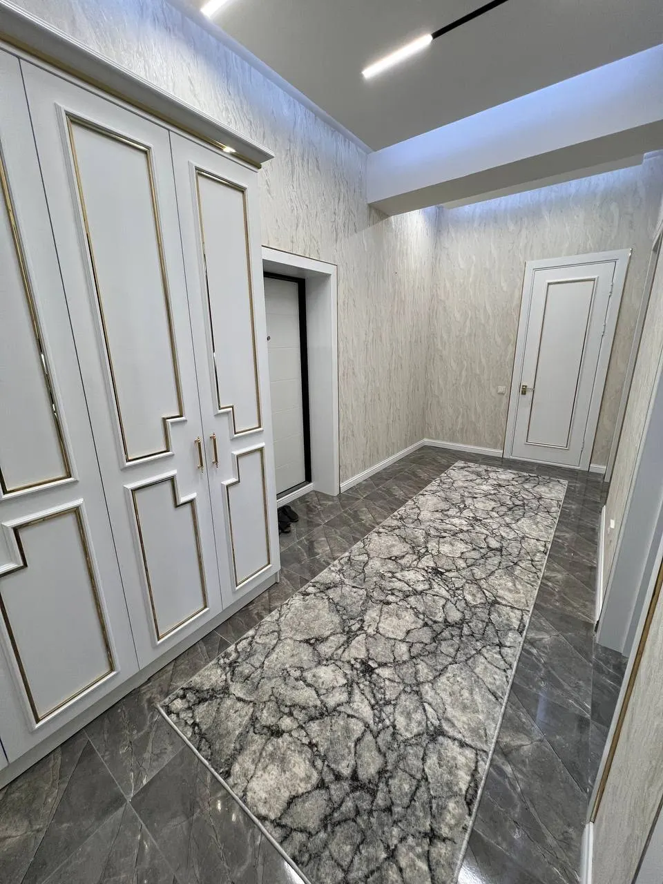 Ижарага берилади 2 хонали квартира, 75 м², 6/9 қават — Яккасарой тумани