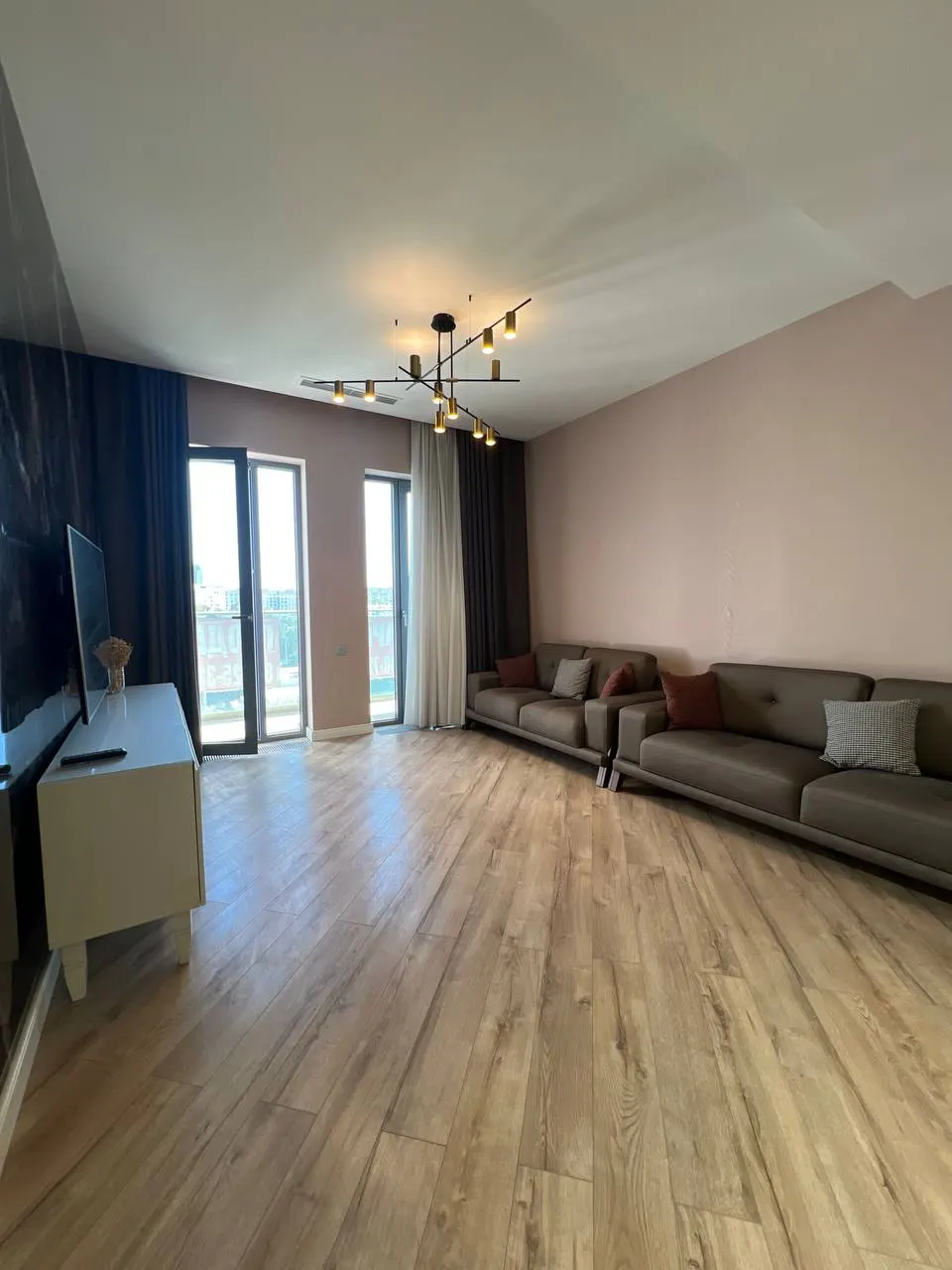 Сдаётся 2-комнатная квартира, 64 м², 5/11 этаж — Мирабадский район
