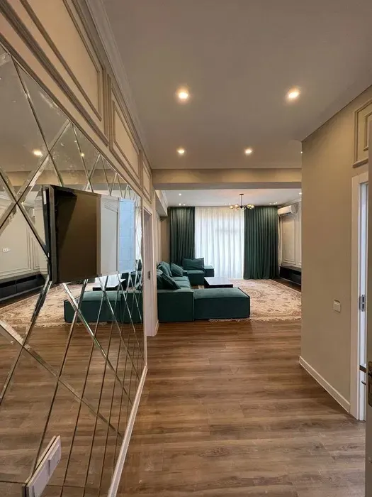 Ижарага берилади 2 хонали квартира, 81 м², 9/9 қават — Яккасарой тумани