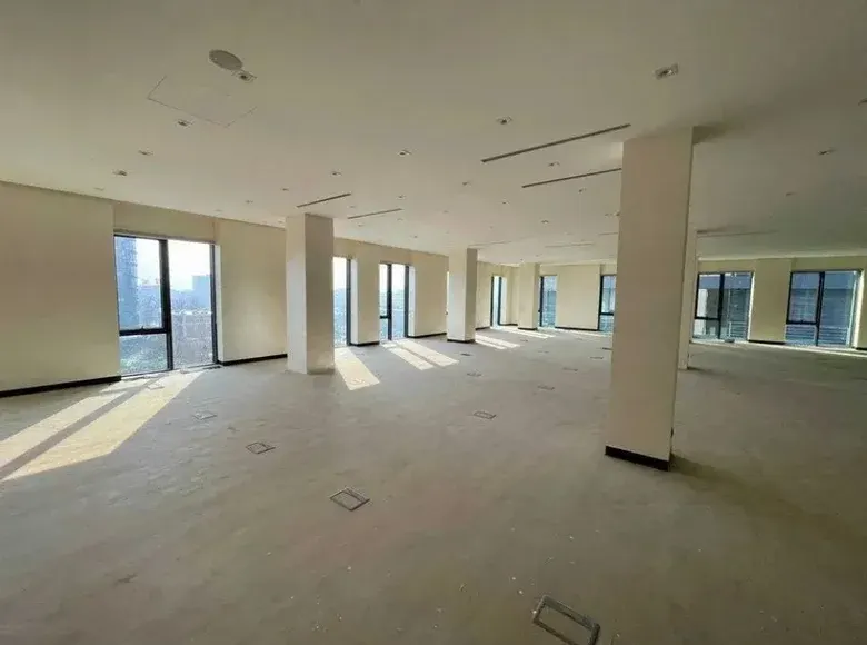 Ижарага берилади тижорат биноси, 220 м², 5/10 қават — Мирзо Улуғбек тумани