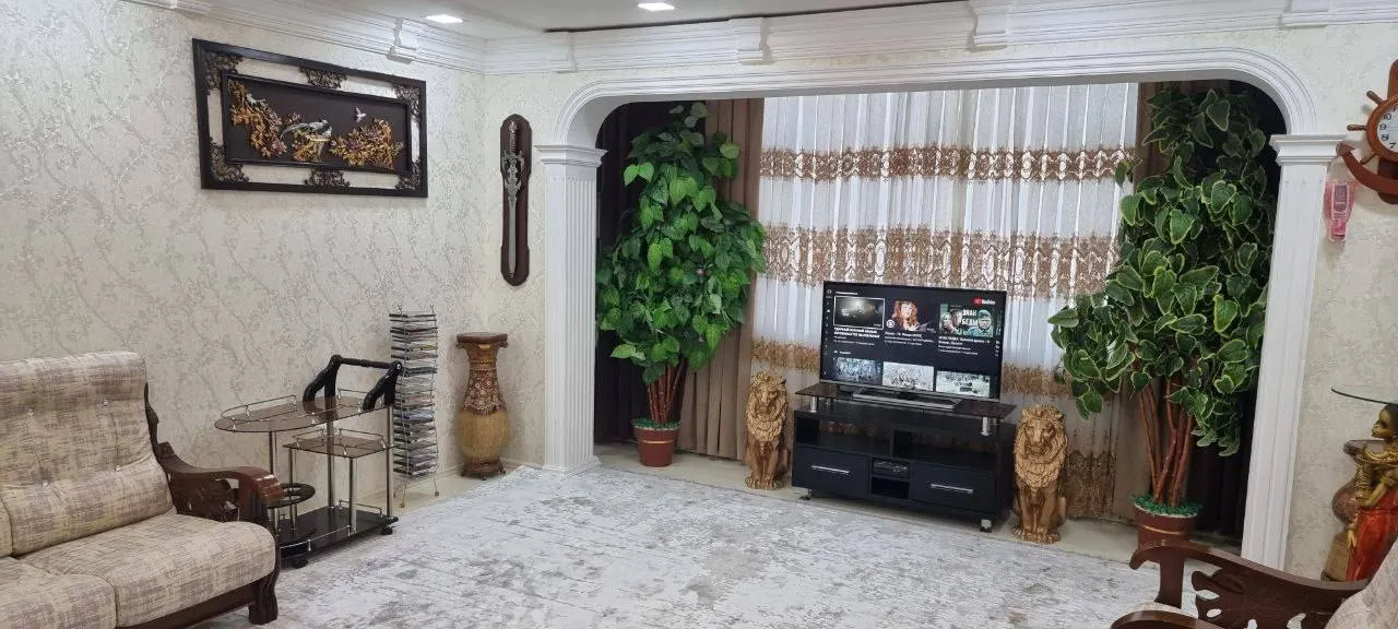 Ijaraga beriladi 4 xonali kvartira, 100 m², 8/9 qavat — Mirzo Ulugʻbek tumani