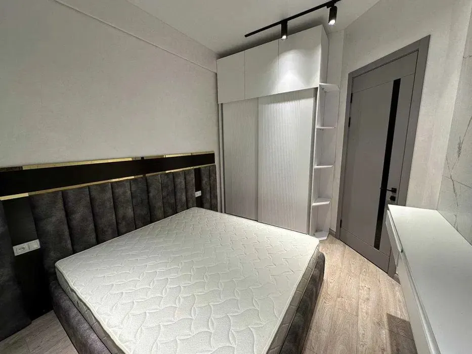 Сотилади 1 хонали квартира, 35 м², 4/9 қават — Мирзо Улуғбек тумани
