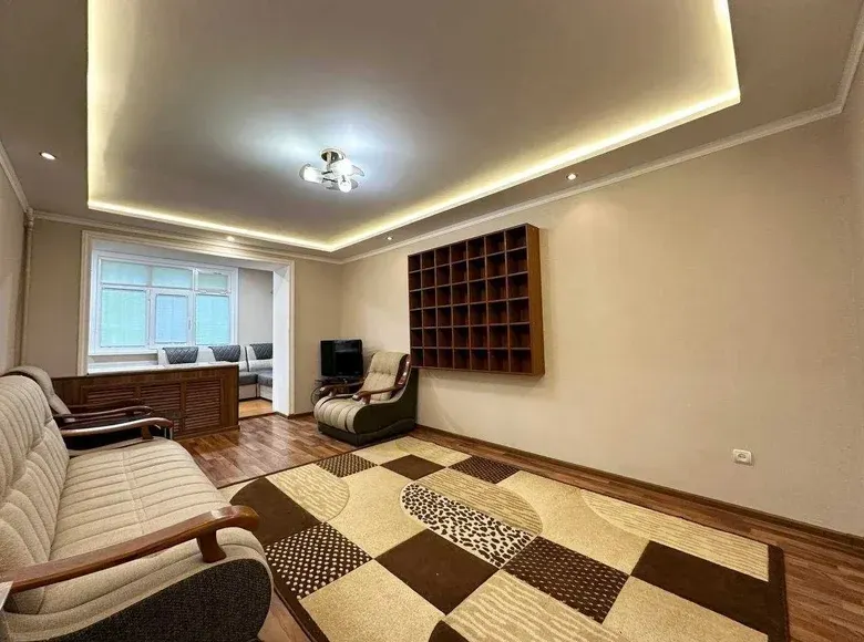 Ijaraga beriladi 2 xonali kvartira, 65 m², 1/5 qavat — Yakkasaroy tumani