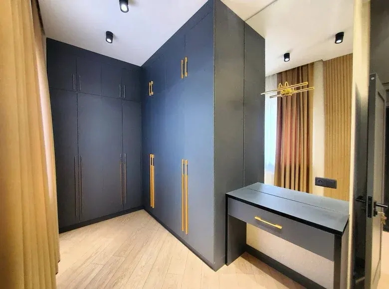 Сдаётся 2-комнатная квартира, 61 м², 8/9 этаж — Шайхантахурский район