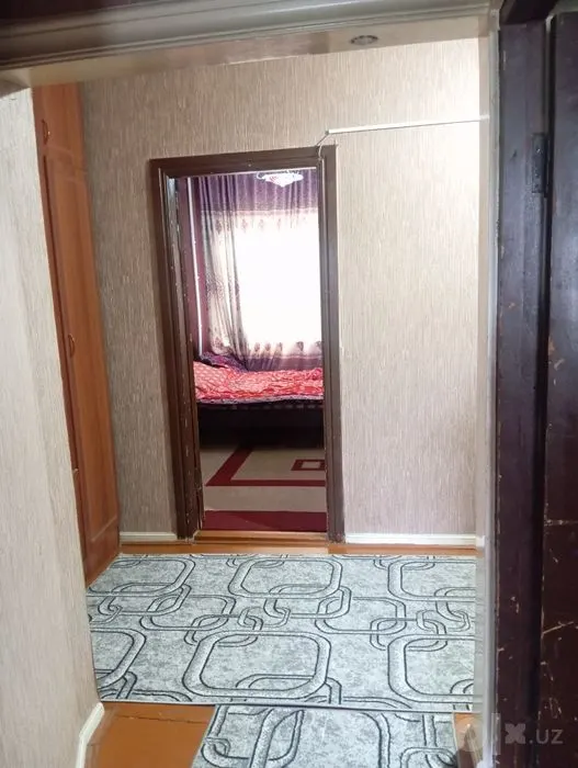 Сдаётся 2-комнатная квартира, 45 м², 4/5 этаж — Андижан