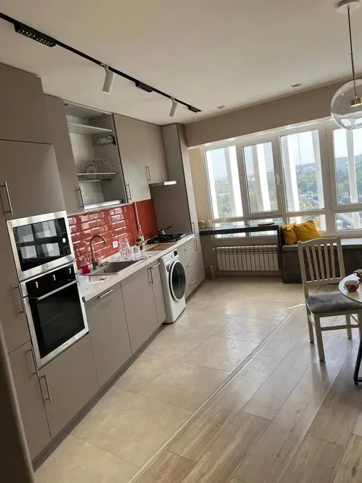Ижарага берилади 2 хонали квартира, 75 м², 8/9 қават — Мирзо Улуғбек тумани