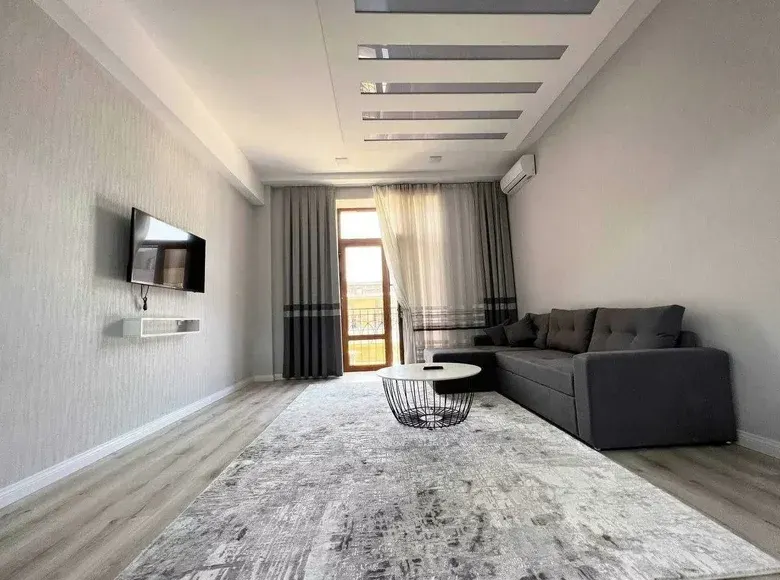 Сдаётся 3-комнатная квартира, 95 м², 2/8 этаж — Мирабадский район