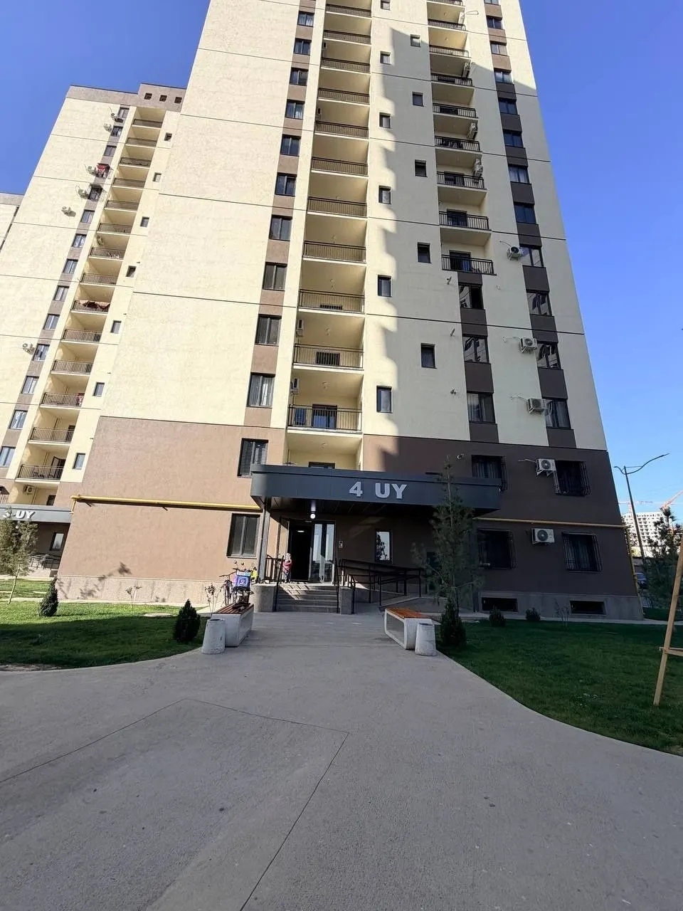 Продаётся 2-комнатная квартира, 50 м², 14/16 этаж — Юнусабадский район