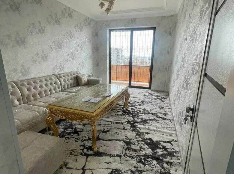 Сотилади 2 хонали квартира, 65 м², 9/10 қават — Яккасарой тумани
