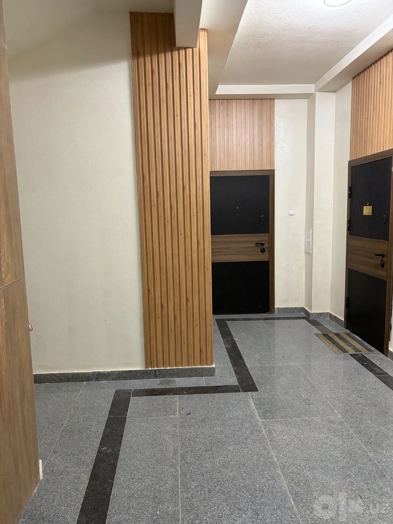 Сдаётся 4-комнатная квартира, 112 м², 1/4 этаж — Мирзо-Улугбекский район