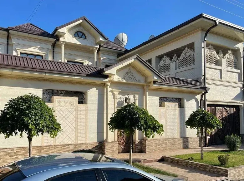 Сотилади 6 хонали ҳовли уй, 650 м² — Миробод тумани