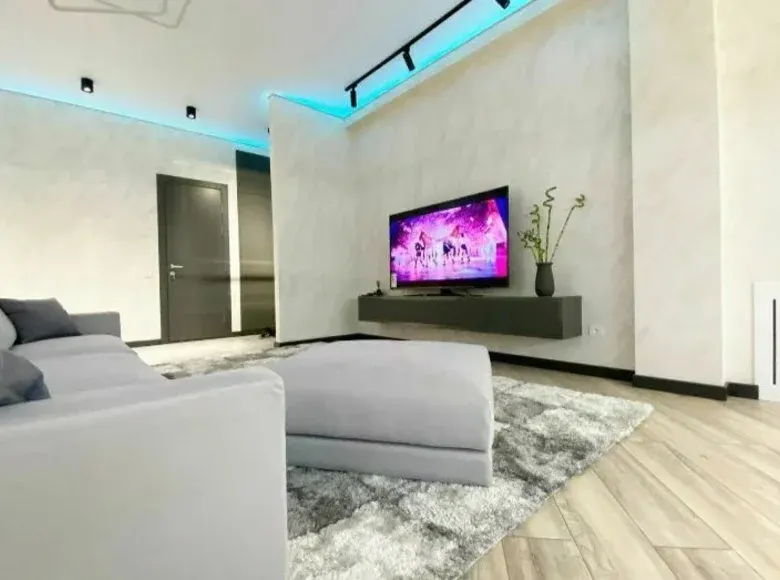 Ijaraga beriladi 4 xonali kvartira, 120 m², 2/8 qavat — Mirobod tumani