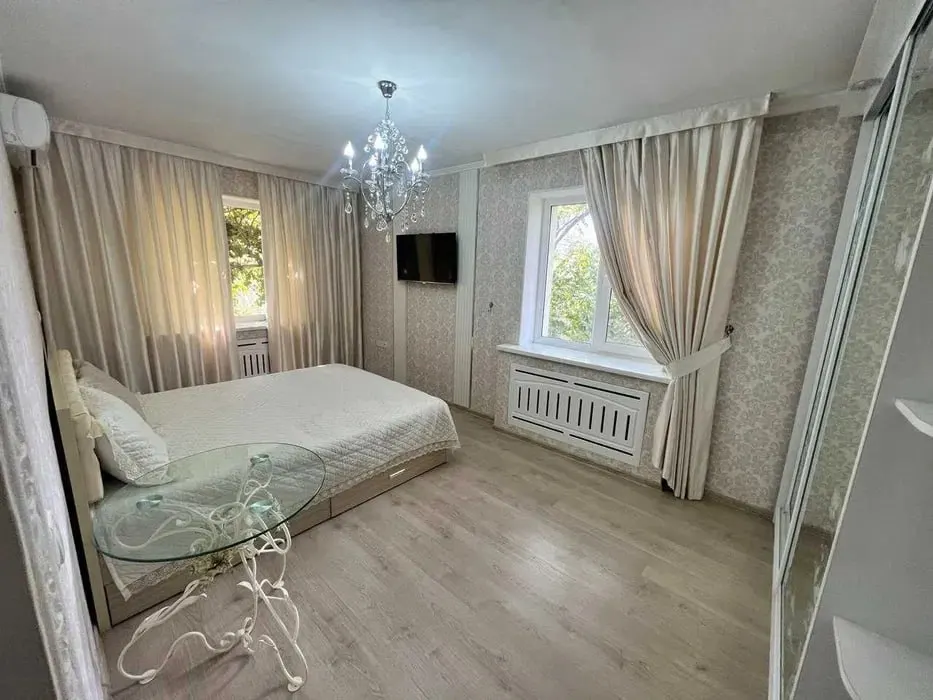 Сдаётся 1-комнатная квартира, 35 м², 4/4 этаж — Мирзо-Улугбекский район