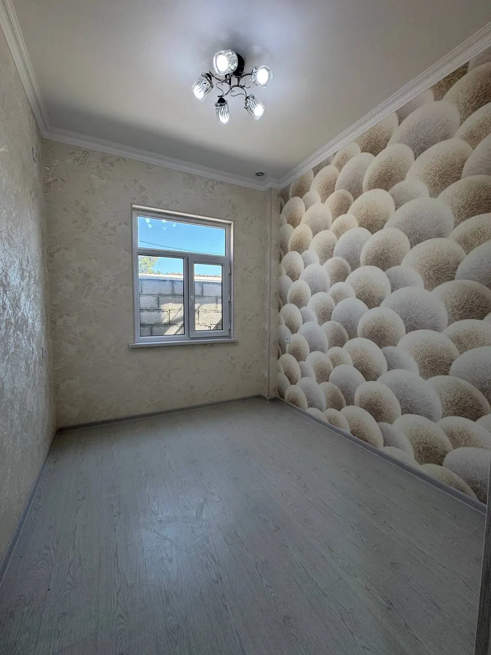Сотилади 3 хонали квартира, 40 м², 1/1 қават — Сергели тумани