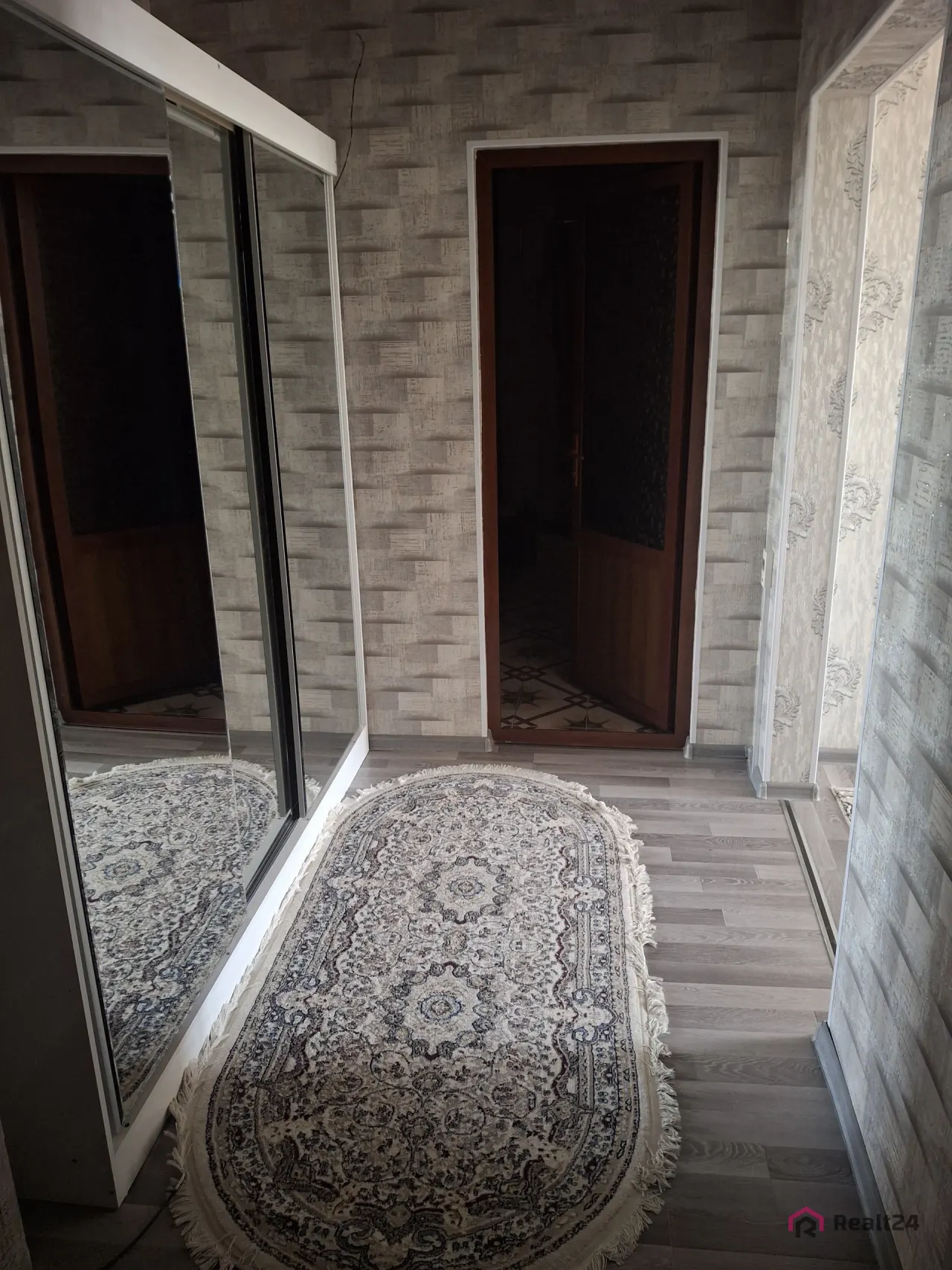 Sotiladi 2 xonali kvartira, 50 m², 4/7 qavat — Samarqand shahri