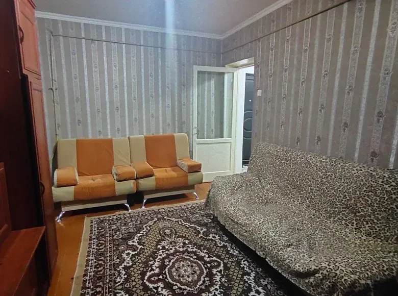 Sotiladi 2 xonali kvartira, 45 m², 2/2 qavat — Mirzo Ulugʻbek tumani