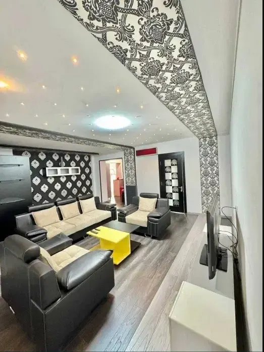 Продаётся 3-комнатная квартира, 82 м², 3/5 этаж — Мирабадский район