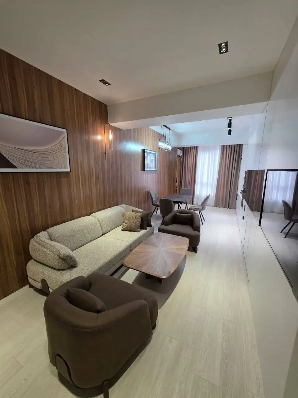Sotiladi 2 xonali kvartira, 54 m², 2/10 qavat — Mirzo Ulugʻbek tumani