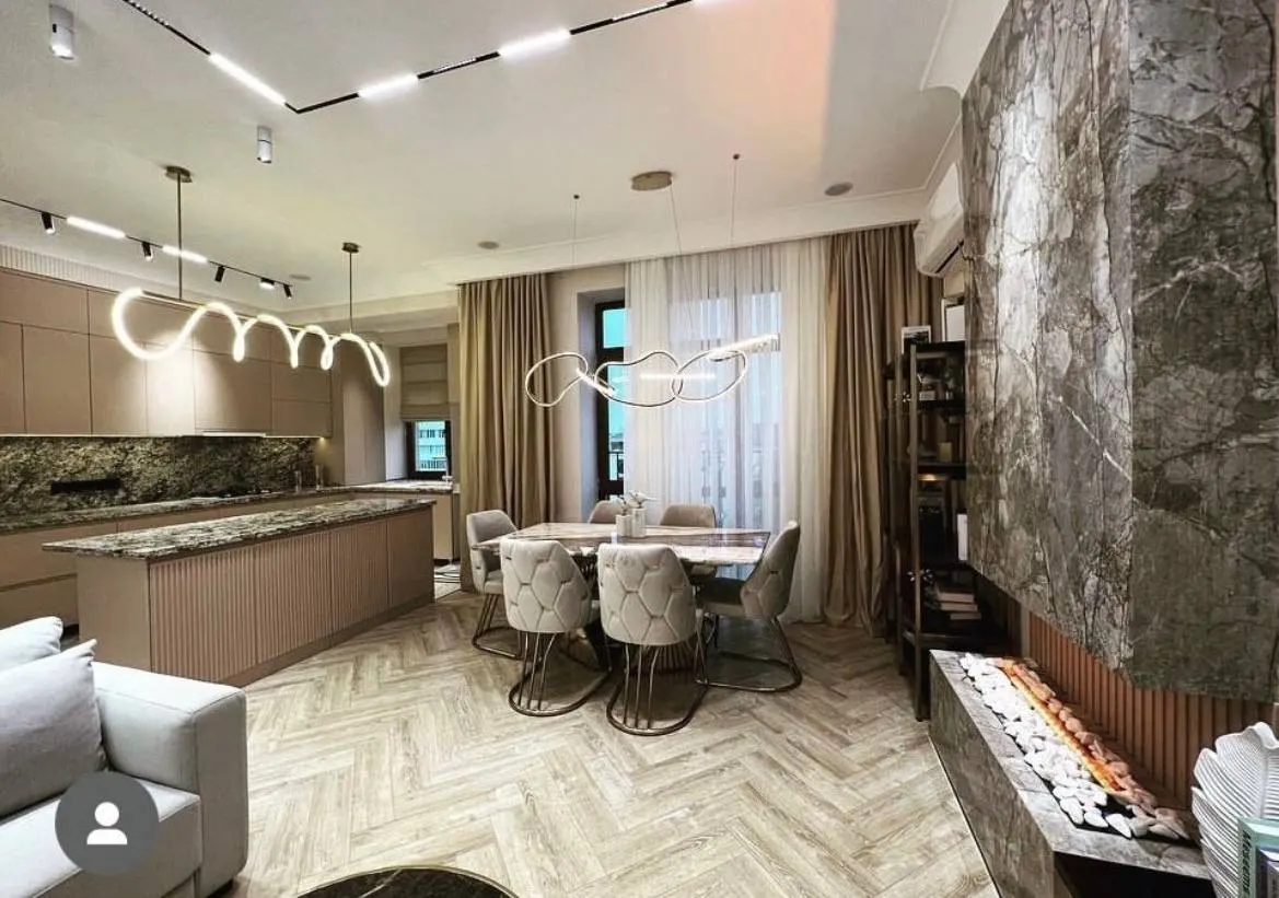 Сдаётся 3-комнатная квартира, 120 м², 7/12 этаж — Мирабадский район