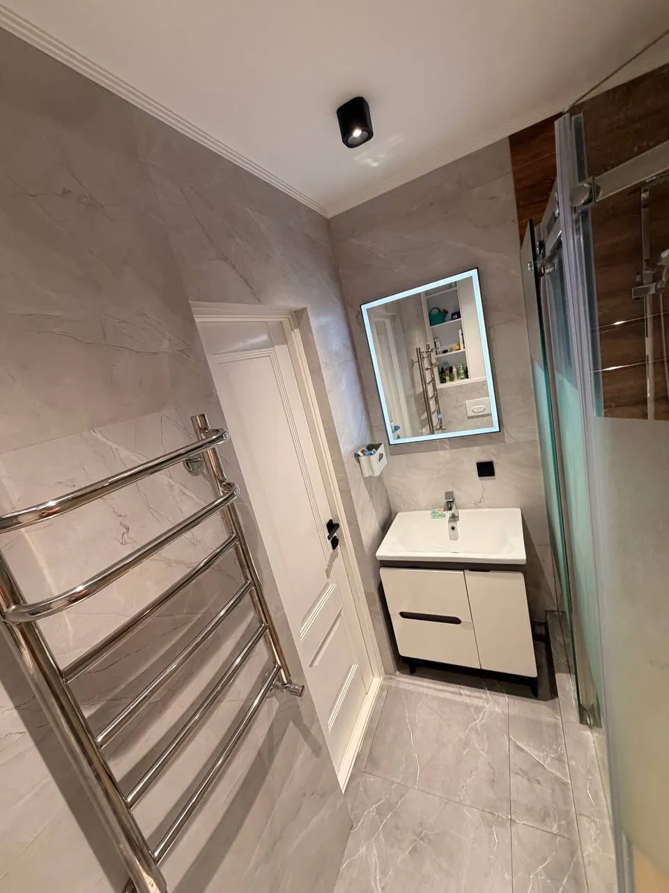 Сотилади 3 хонали квартира, 79 м², 6/9 қават — Мирзо Улуғбек тумани