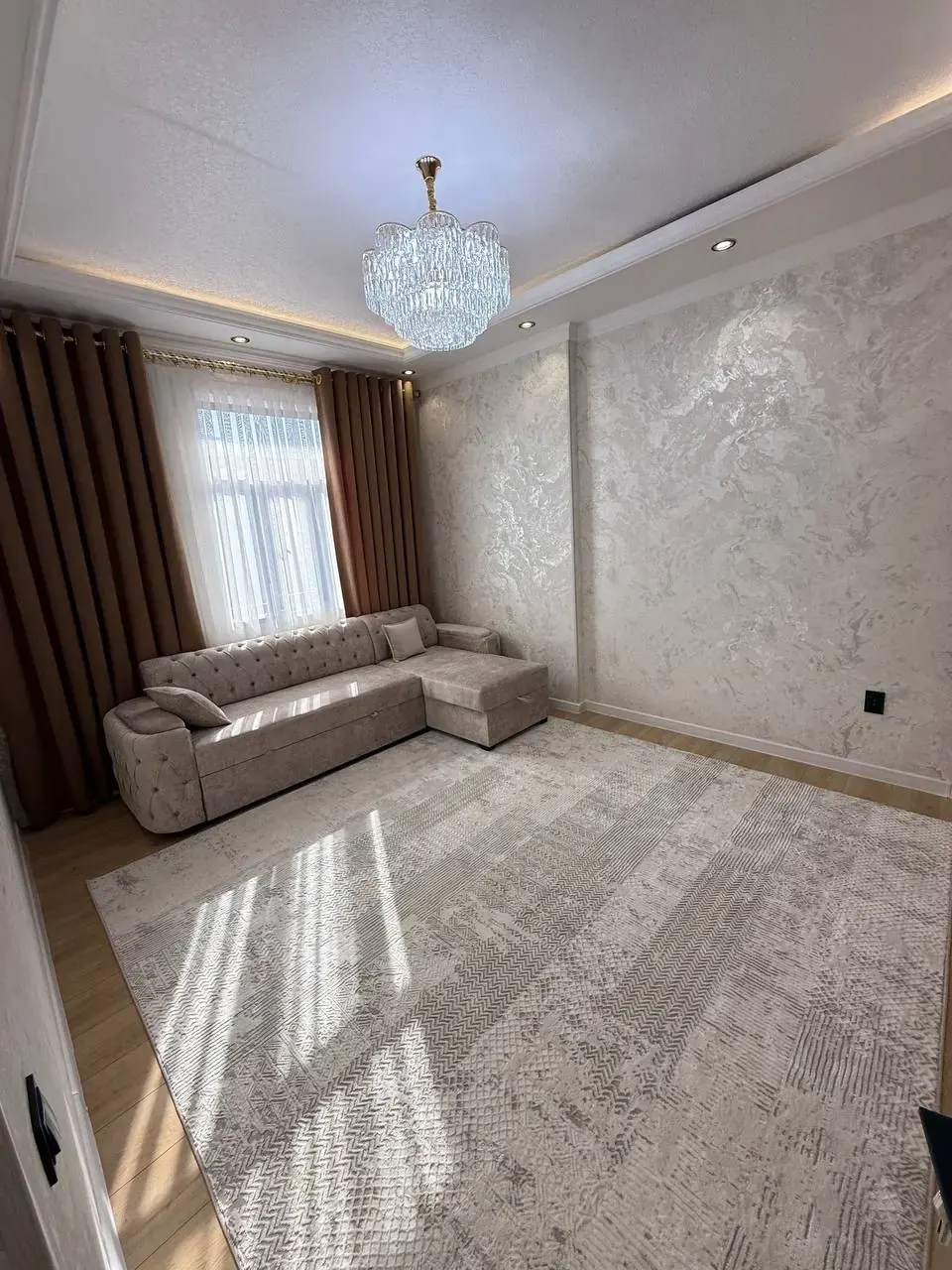 Ижарага берилади 2 хонали квартира, 70 м², 7/10 қават — Чилонзор тумани