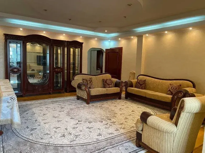 Ijaraga beriladi 3 xonali kvartira, 90 m², 3/4 qavat — Shayxontohur tumani