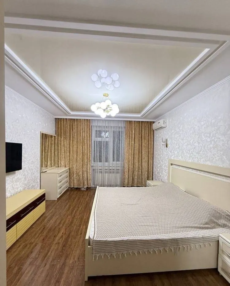 Ижарага берилади 3 хонали квартира, 85 м², 2/4 қават — Миробод тумани