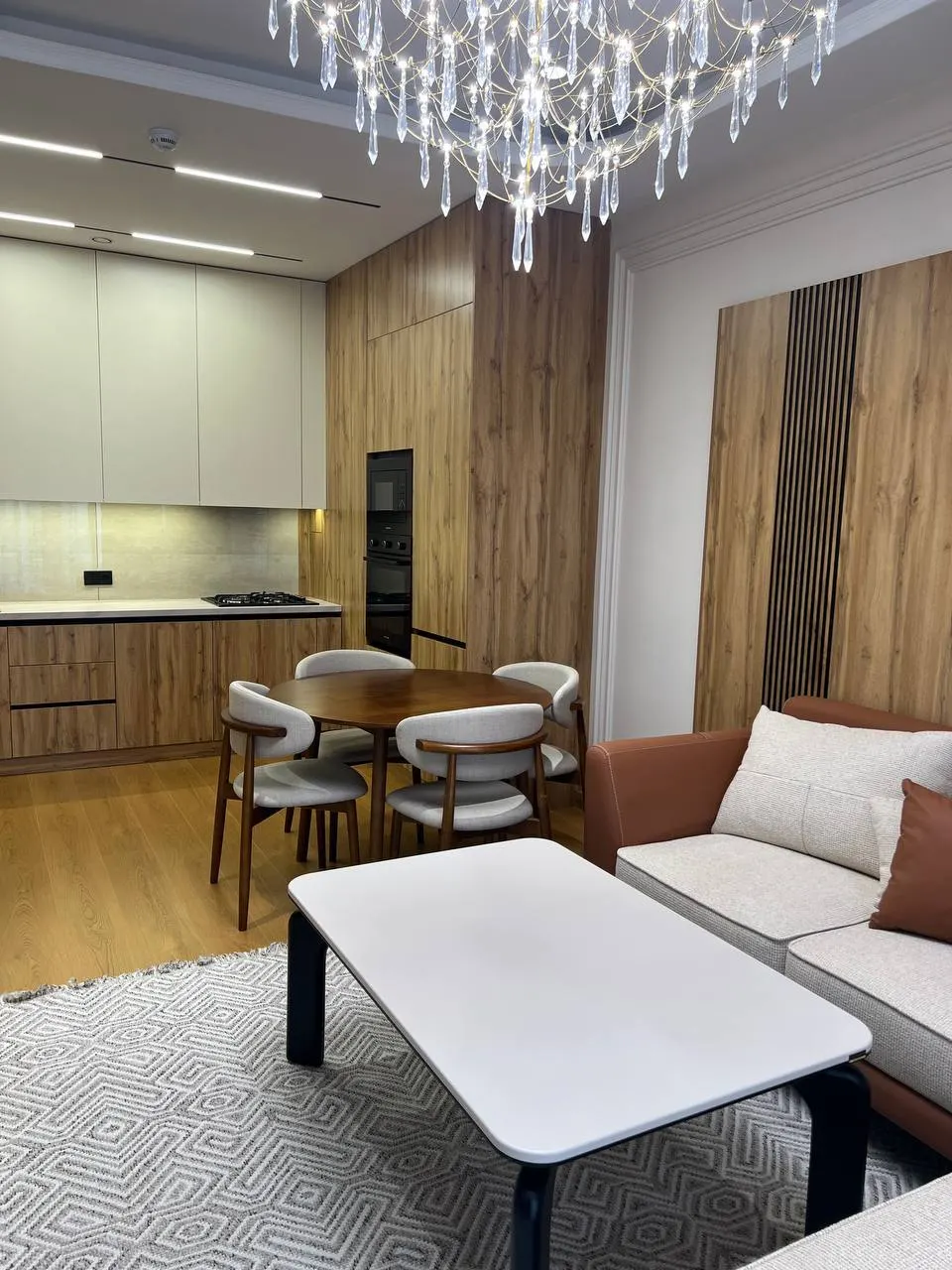Сотилади 3 хонали квартира, 70 м², 10/14 қават — Яккасарой тумани