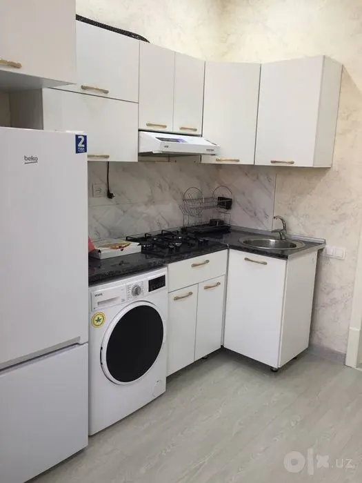Сдаётся 4-комнатная квартира, 160 м² — Бектемирский район