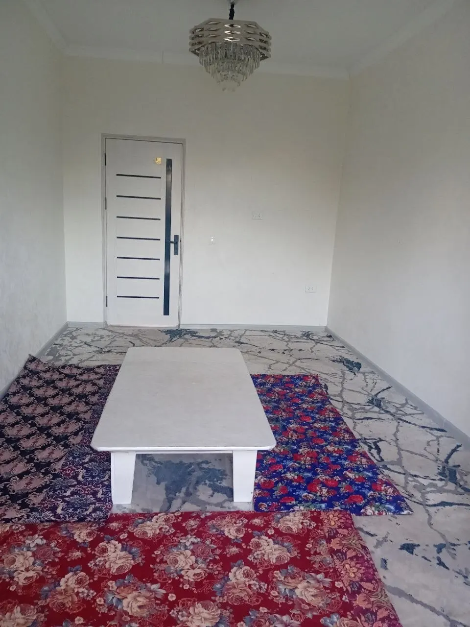 Sotiladi 2 xonali kvartira, 42 m², 1/8 qavat — Yashnobod tumani