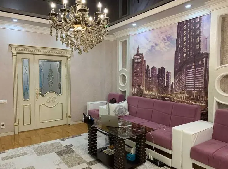 Сдаётся 3-комнатная квартира, 104 м², 2/10 этаж — Яккасарайский район
