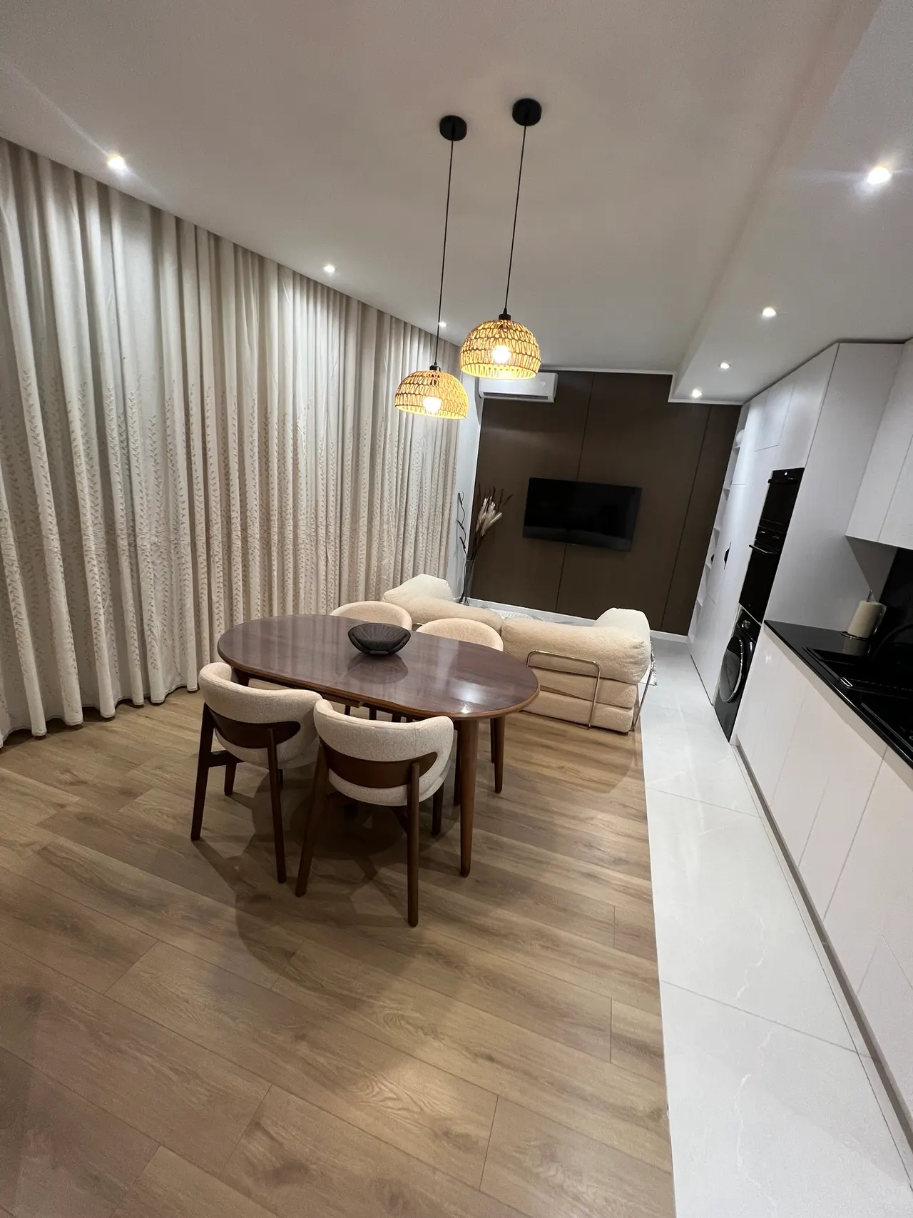 Ijaraga beriladi 1 xonali kvartira, 52 m², 6/9 qavat — Mirobod tumani