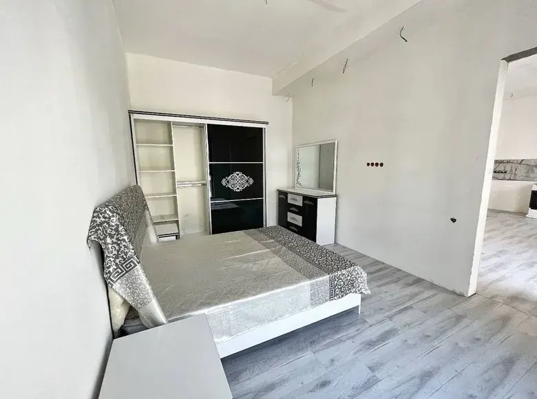 Продаётся 3-комнатная квартира, 117 м², 3/8 этаж — Шайхантахурский район
