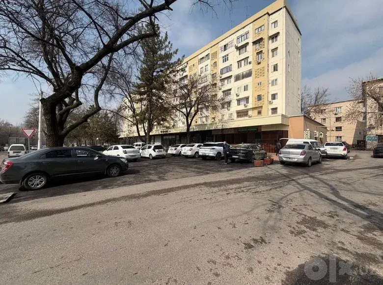 Продаётся коммерческое помещение, 695 м² — Шайхантахурский район