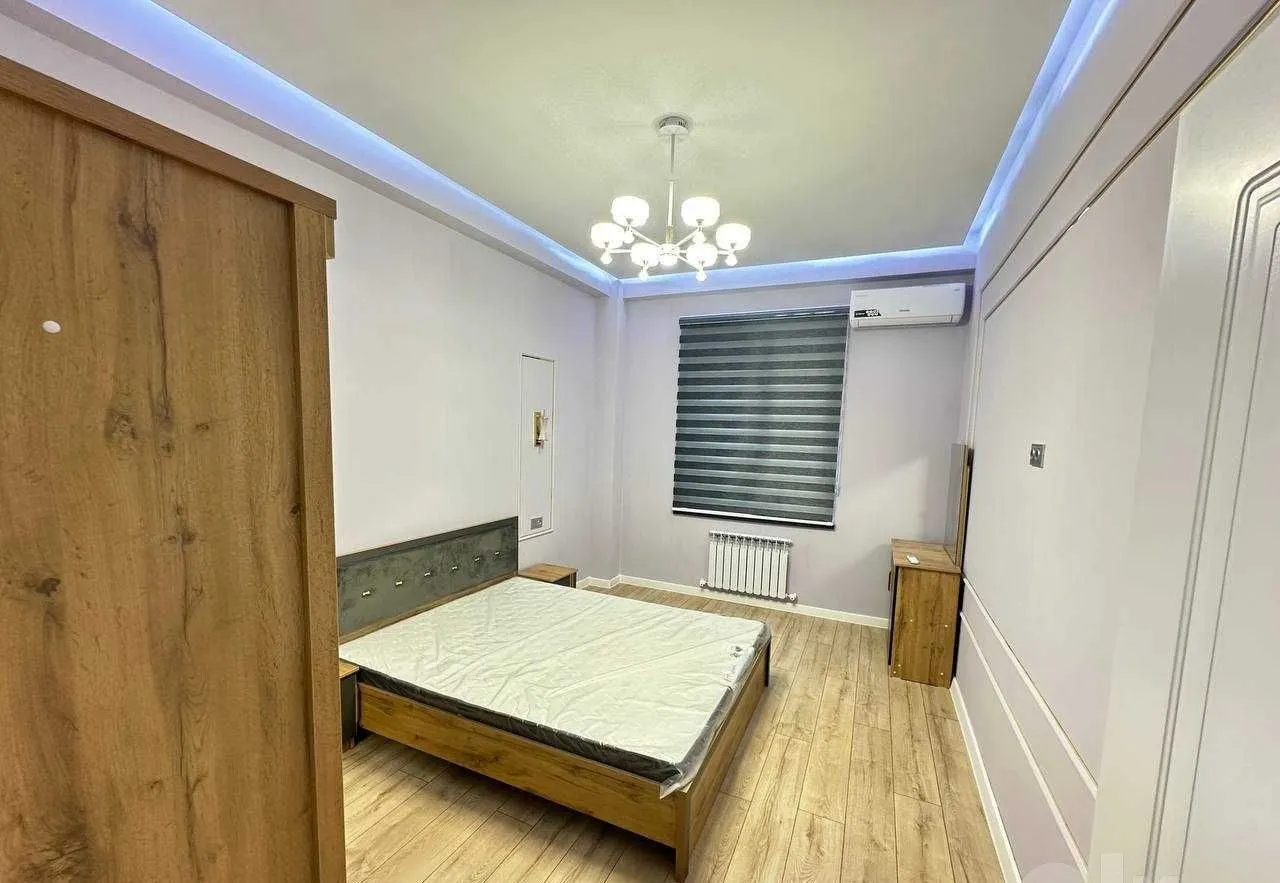 Продаётся 2-комнатная квартира, 42 м², 4/12 этаж — Сергелийский район