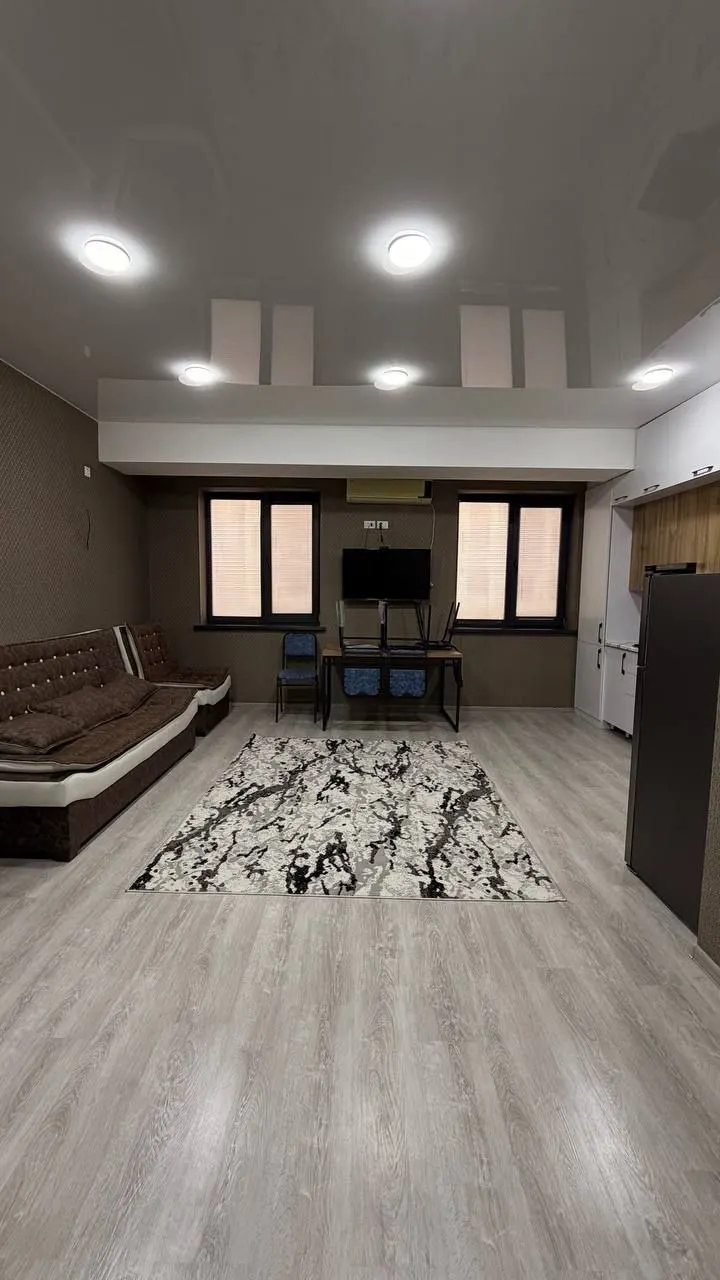 Сдаётся 1-комнатная квартира, 30 м², 1/9 этаж — Яшнабадский район