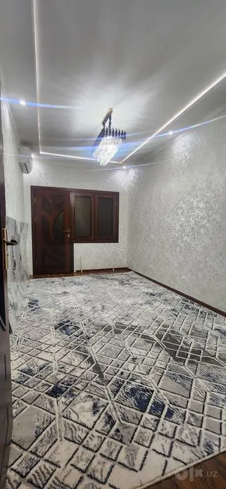 Продаётся 3-комнатная квартира, 51 м², 4/6 этаж — Самарканд