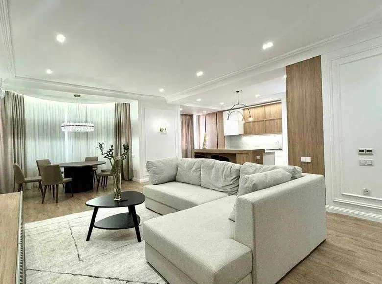 Продаётся 3-комнатная квартира, 133 м², 7/10 этаж — Юнусабадский район