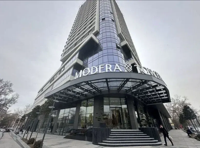 Продаётся 2-комнатная квартира, 58 м², 18/24 этаж — Яккасарайский район