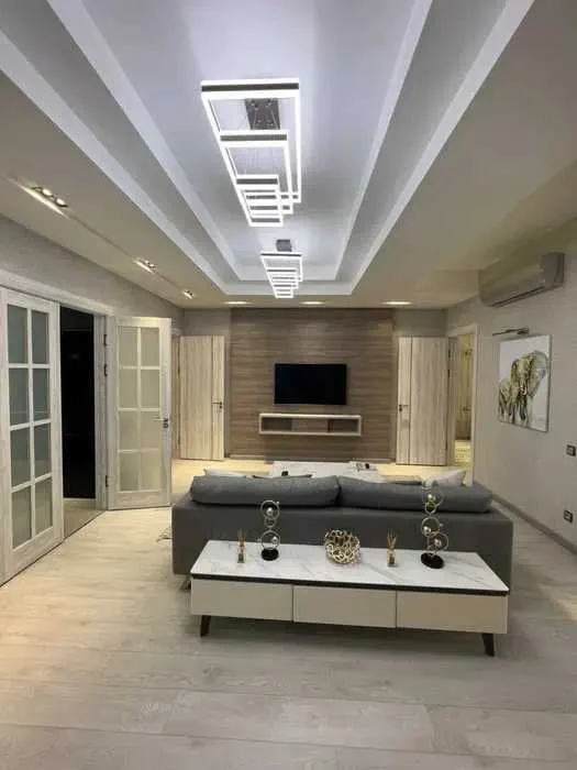 Сдаётся 2-комнатная квартира, 70 м², 5/9 этаж — Яккасарайский район