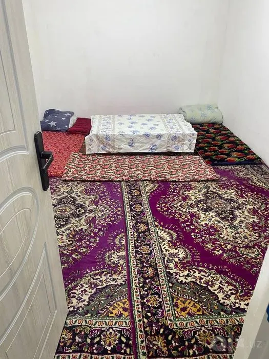 Сдаётся 1-комнатная квартира, 45 м², 1/1 этаж — Яшнабадский район