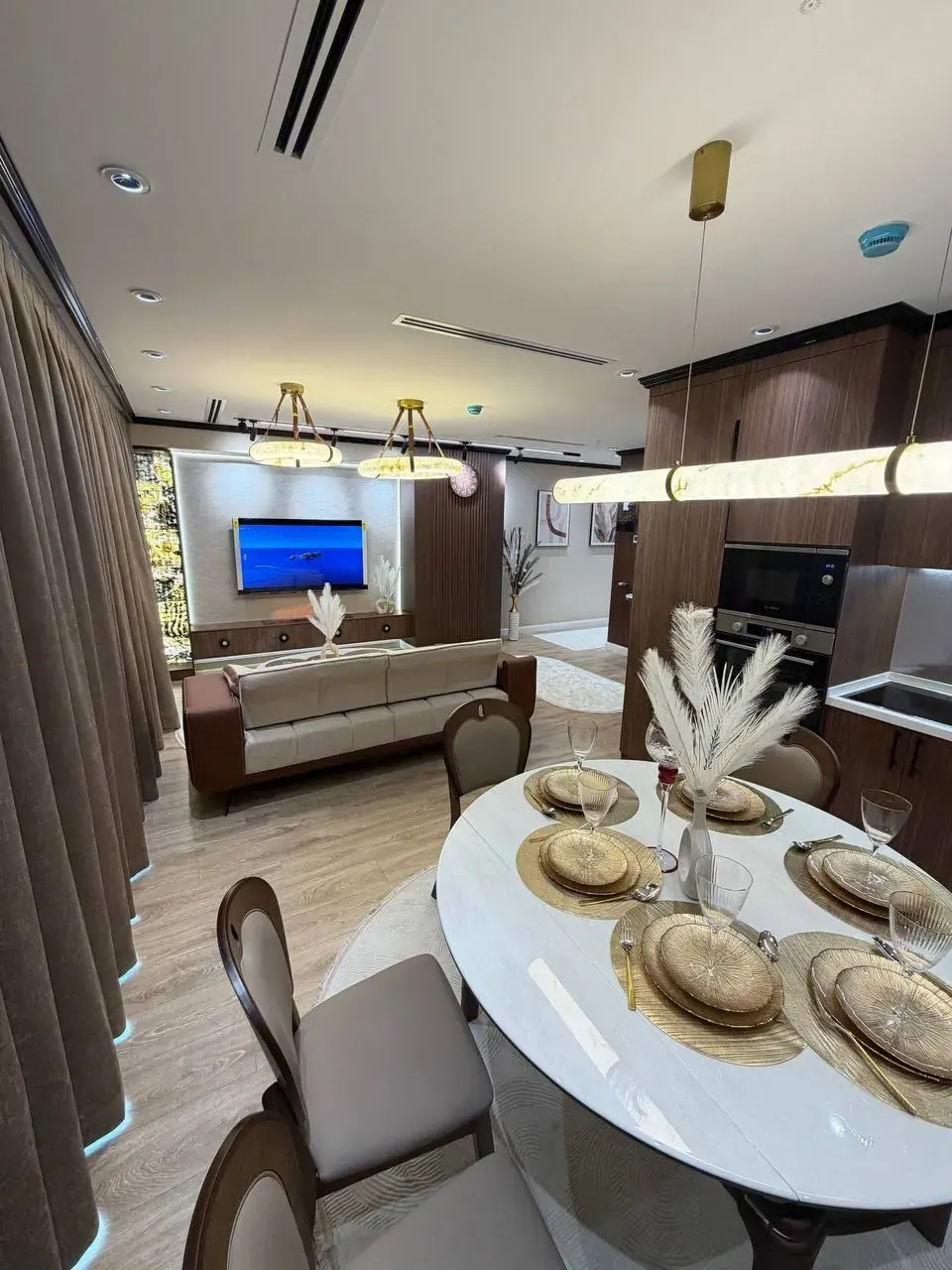 Sotiladi 2 xonali kvartira, 58 m², 23/48 qavat — Yakkasaroy tumani