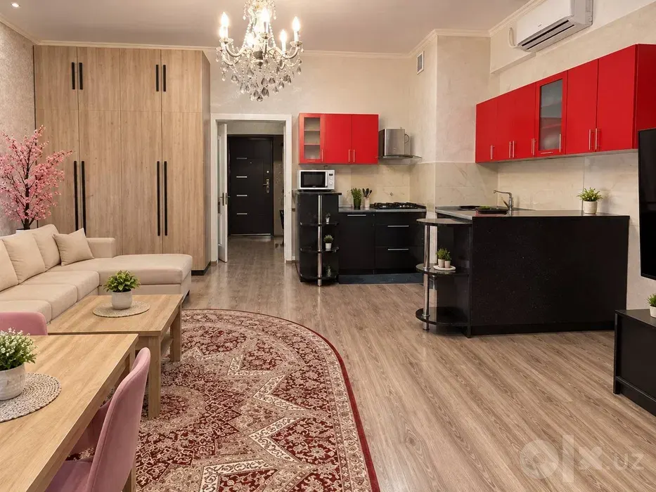 Сотилади 3 хонали квартира, 56,6 м², 2/8 қават — Мирзо Улуғбек тумани