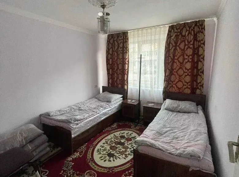 Сотилади 4 хонали квартира, 83 м², 1/5 қават — Самарқанд шаҳри