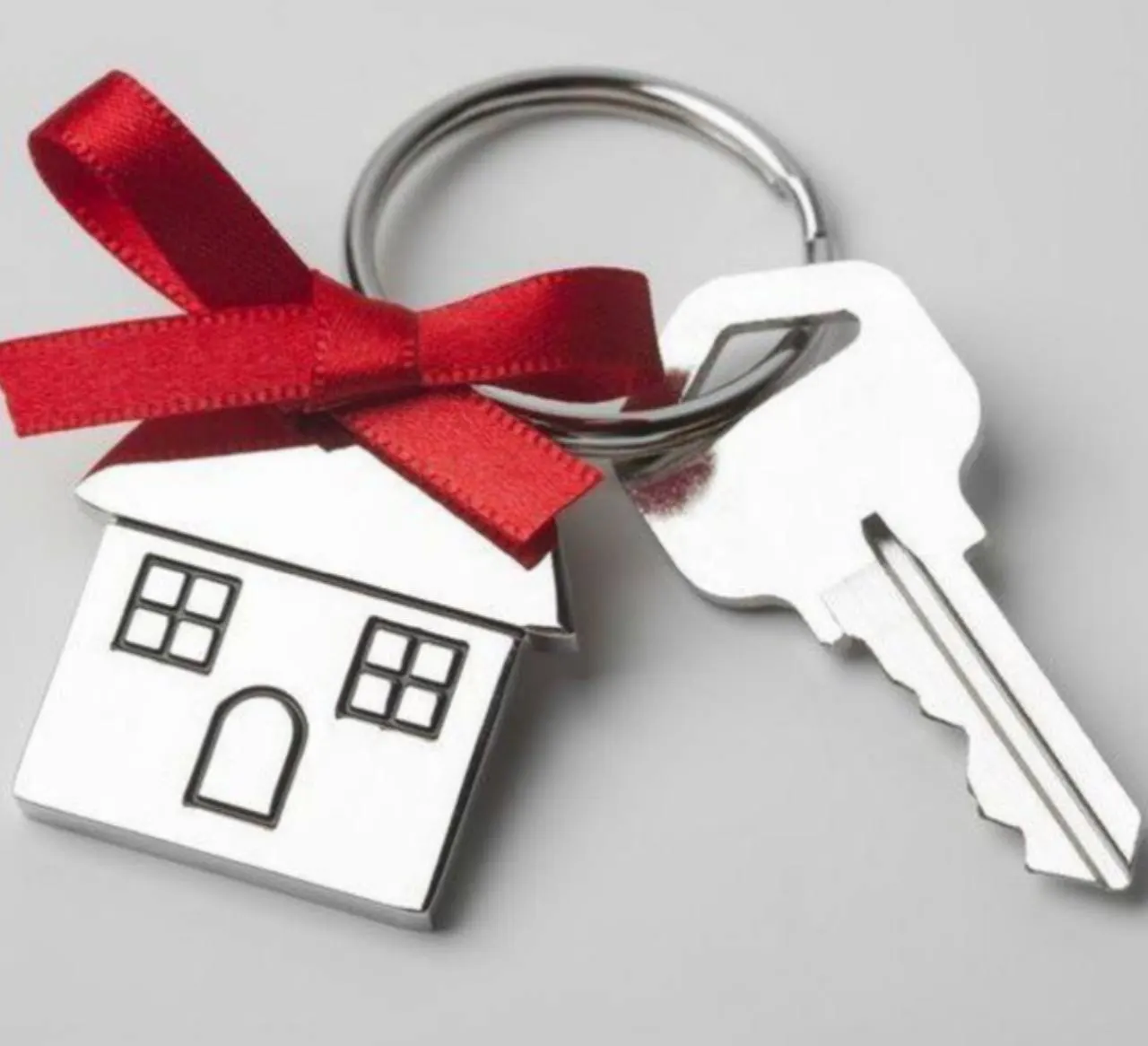 Продаётся 2-комнатная квартира, 47 м², 3/4 этаж — Юнусабадский район